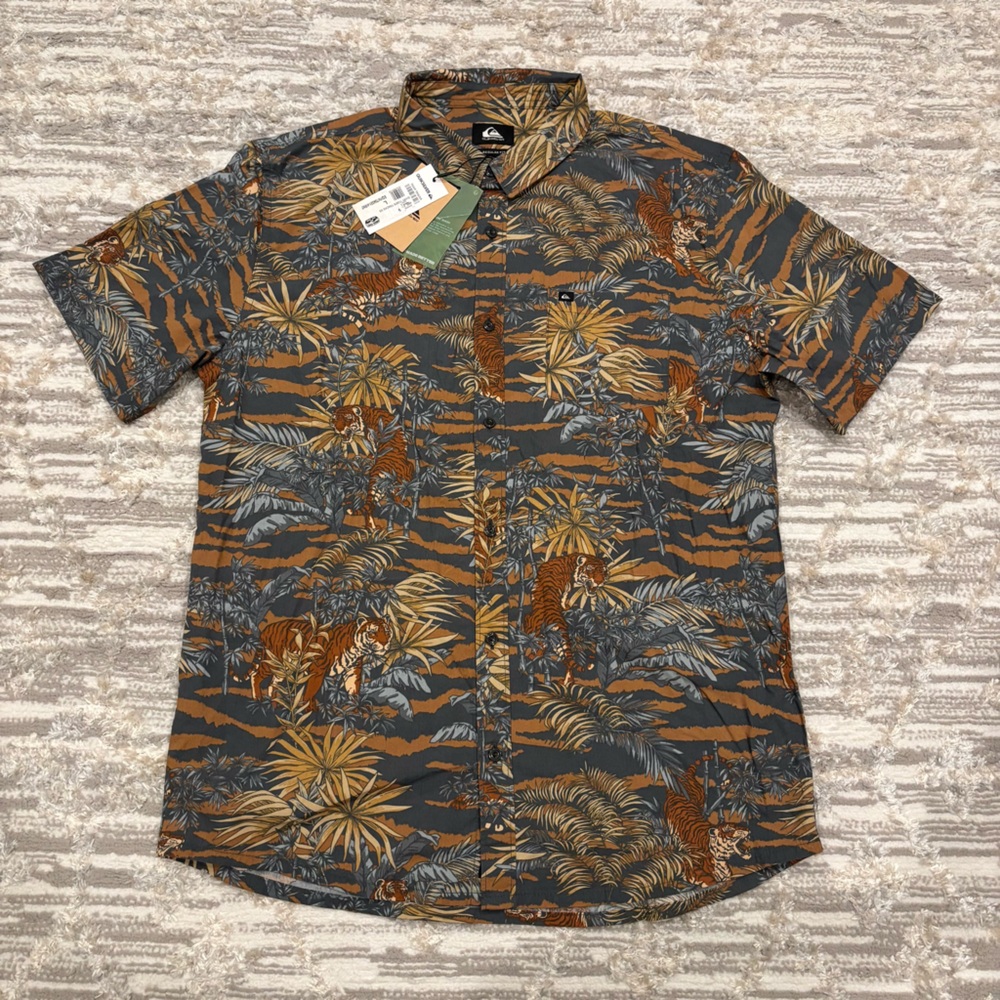 Quiksilver Tiger Tracks Button up Urban Chic Tiger Track Print Men’s Large New